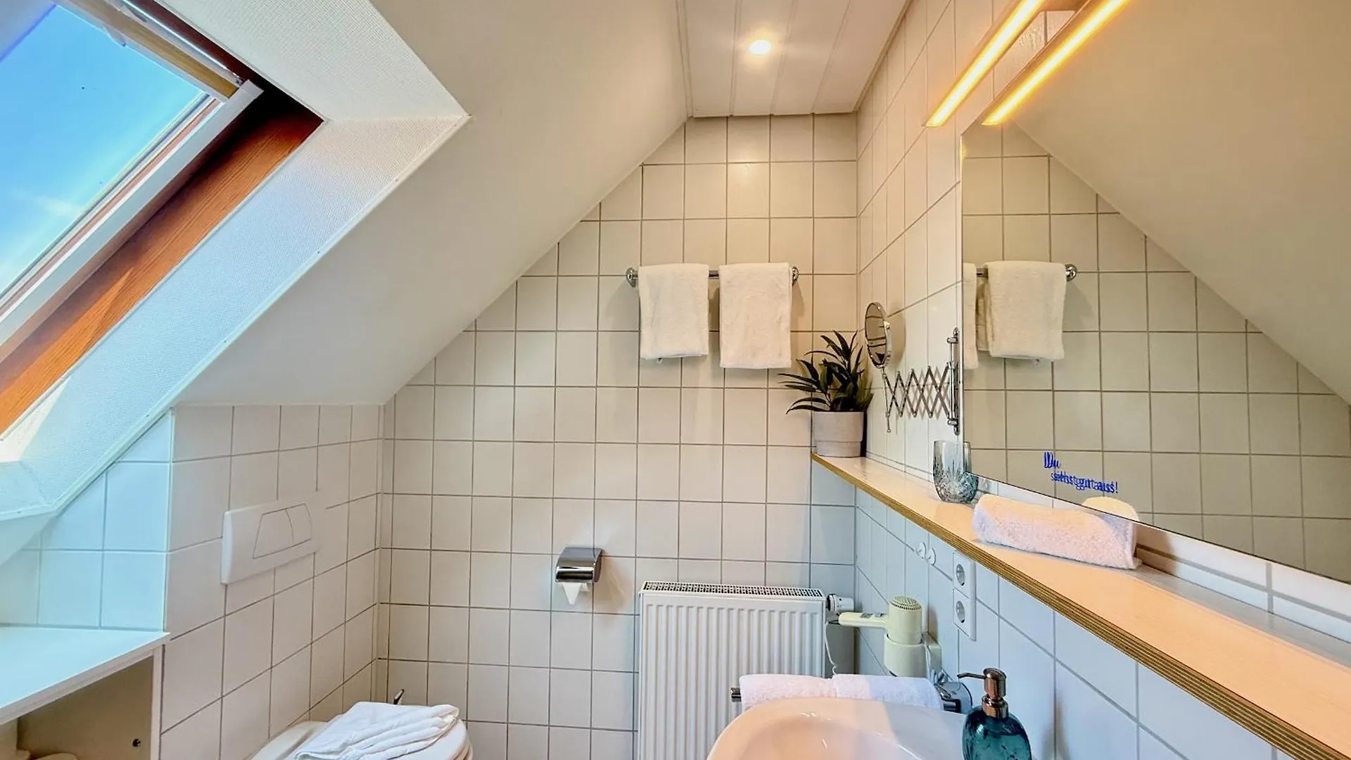 Ferienhaus Dani Ferienapartment Panoramablick Nonnenhorn 0*,  Almanya